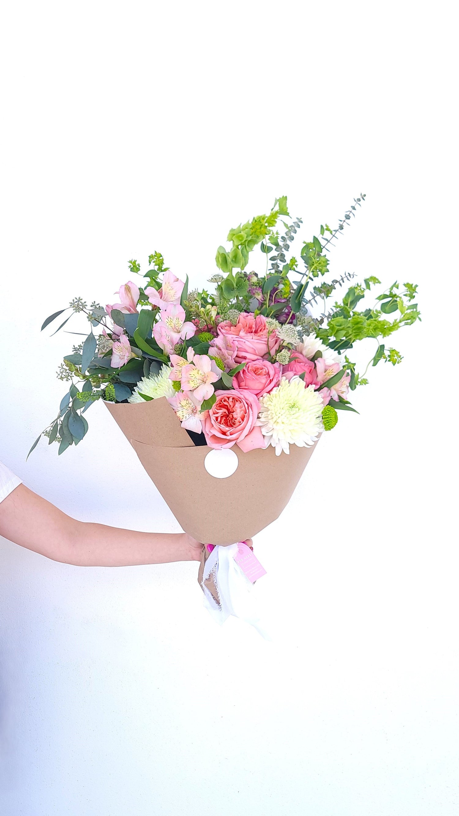 Shop-all-Bouquets Pop Heart Flower Shop